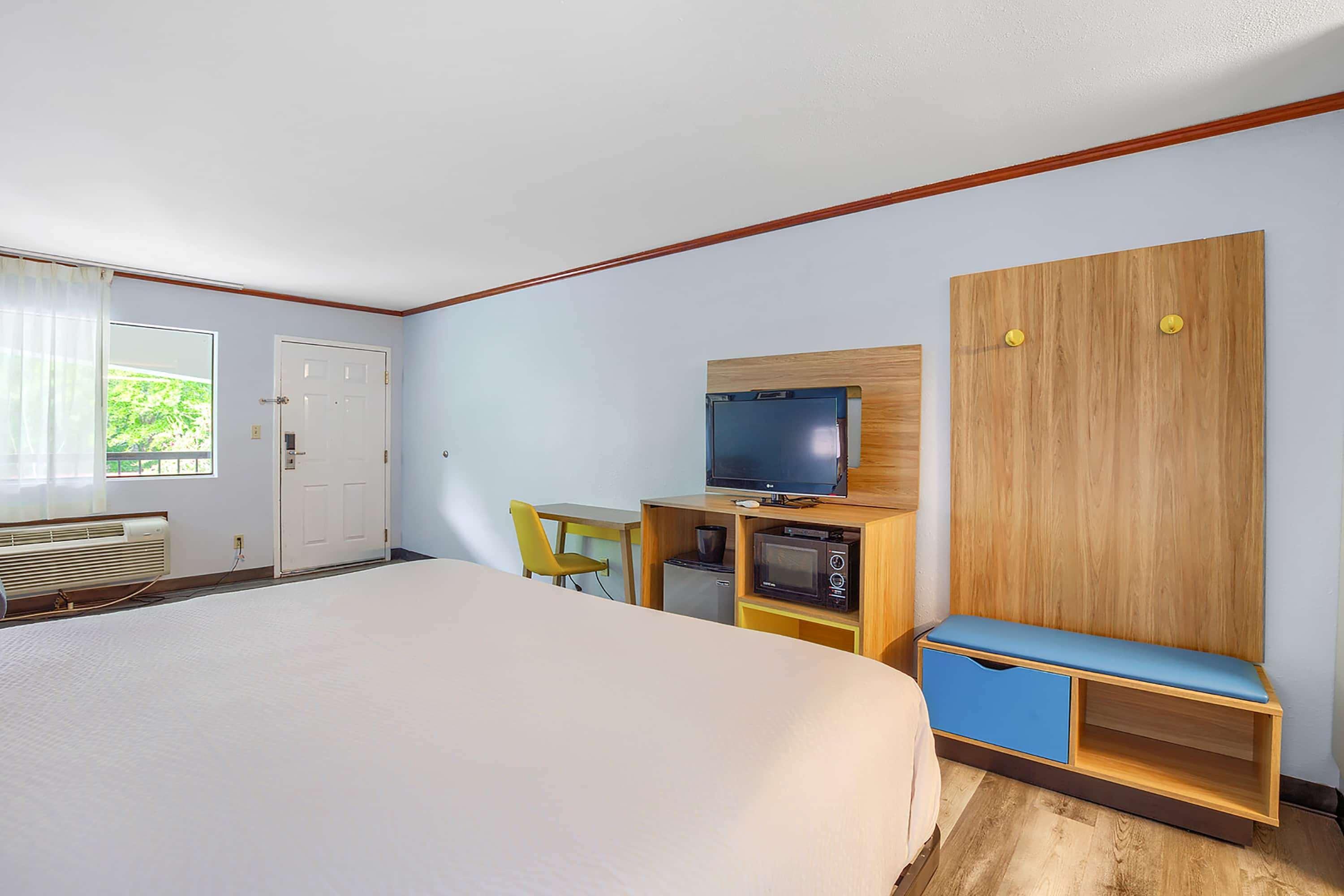 Days Inn By Wyndham Foley Eksteriør bilde